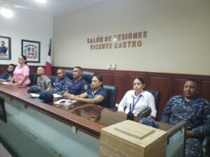 Policía Nacional coordina con autoridades y comerciantes acciones para prevenir la contaminación sónica en Monción
